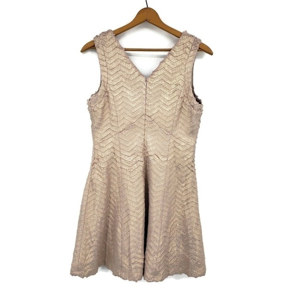 Line & Dot Mini Dress Rose Gold Faux Fur Large - Picture 3 of 5